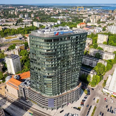 Lägenhet Ans Hanza Tower - 22nd Floor With View, Swimming Pool, Sauna, Jacuzzi, Viewing Terrace *